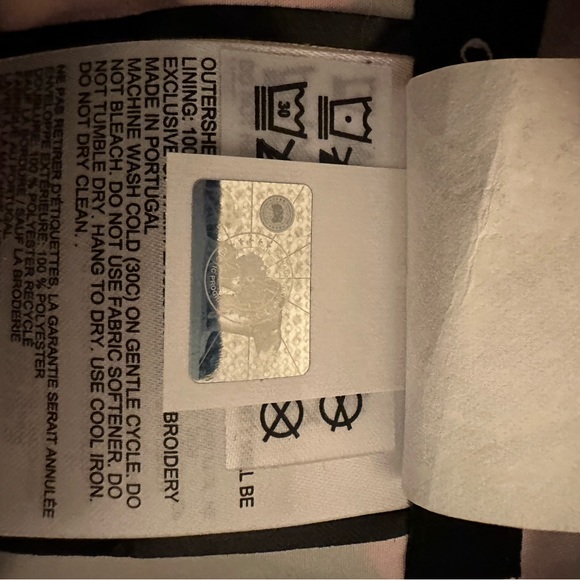 BNWT Canada Goose Elmira Jacket - Fire Bud Camo - M - Picture 8 of 9